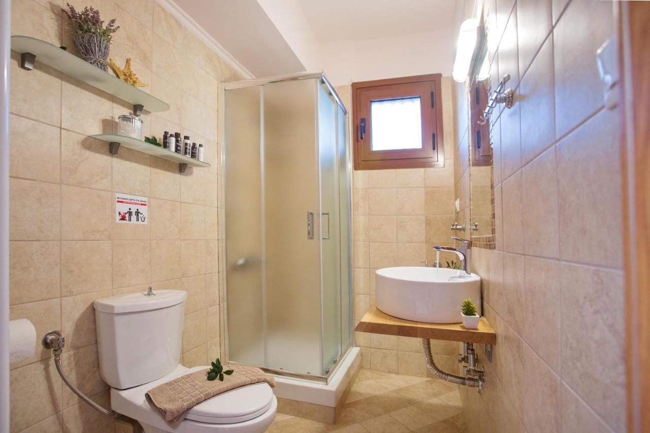 Néa Péramos Konstantina & Evgenia Deluxe Apartment מראה חיצוני תמונה