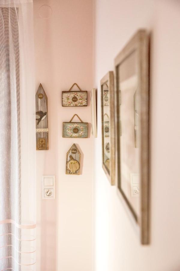 Néa Péramos Konstantina & Evgenia Deluxe Apartment מראה חיצוני תמונה